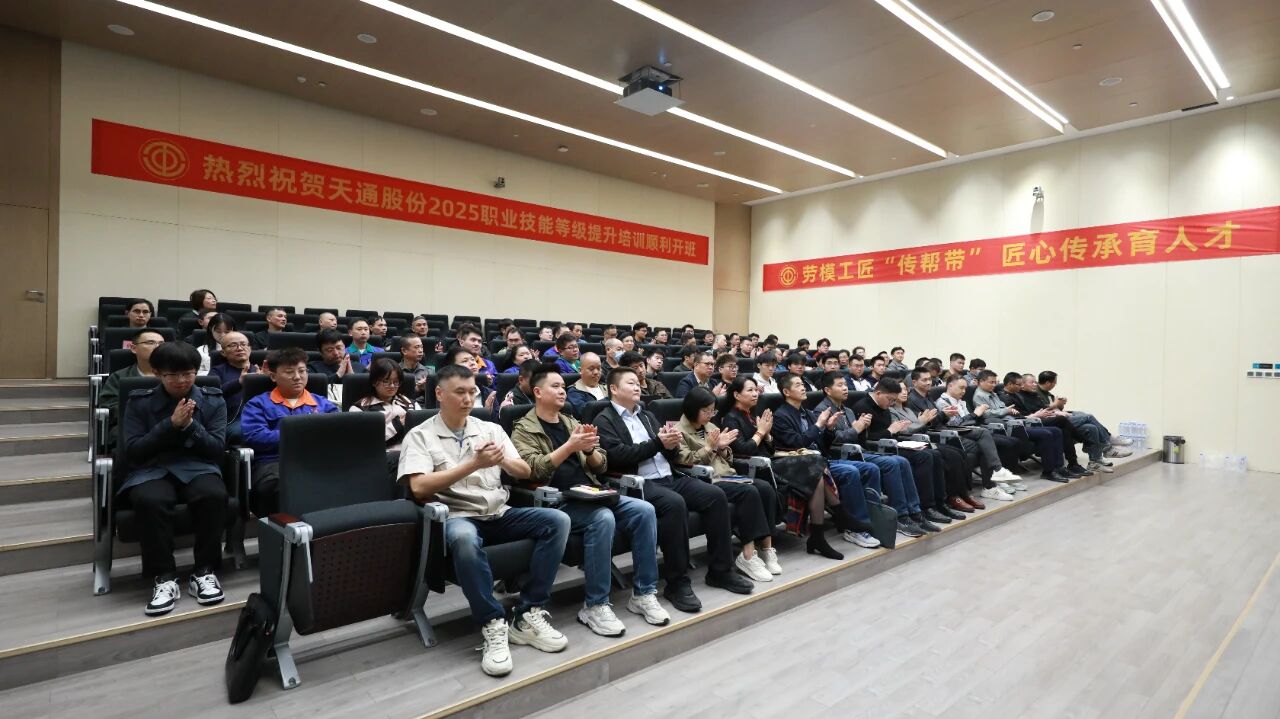 1762504284798845.jpg b5b5331ed2b4737585f18211f5d394ac.jpg